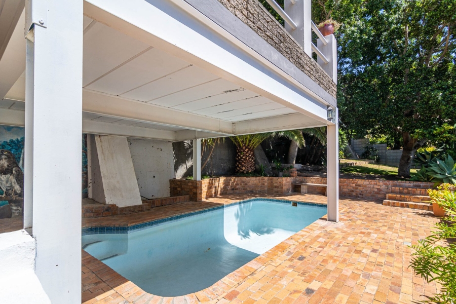 11 Bedroom Property for Sale in Gordons Bay Village Western Cape